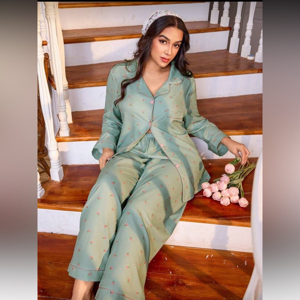 Plus size Green Floral Pajama Set